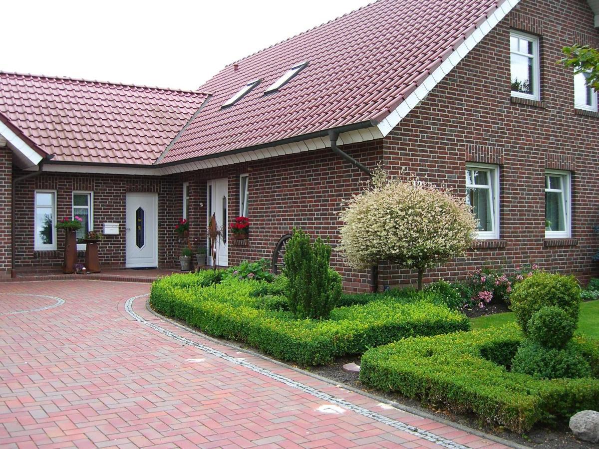 Ferienwohnung Rossis Nuest, 31516 Uplengen Εξωτερικό φωτογραφία